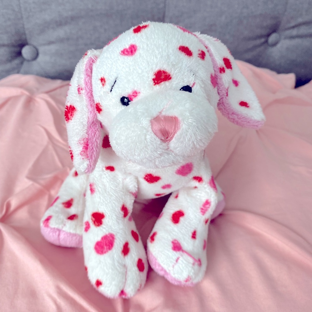 Rare Webkinz love puppy. Played with condition. Some broken strings. Needs TLC.